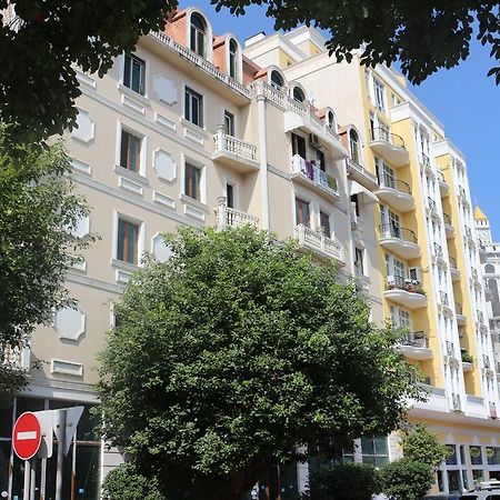 Apartment Vaja Fshavela N16 巴统 外观 照片