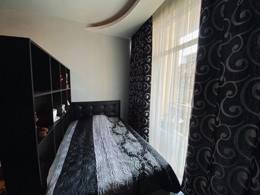 Apartment Vaja Fshavela N16 巴统 外观 照片